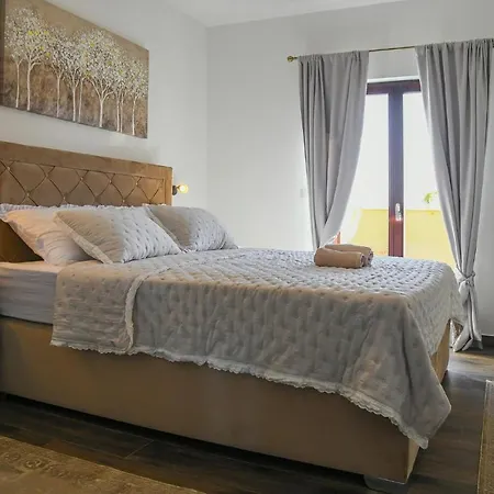 Raviola Дом отдыха