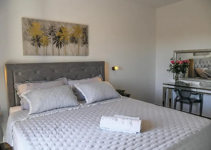 別荘 Raviola シニ