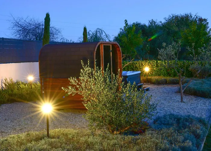 Raviola 別荘 シニ